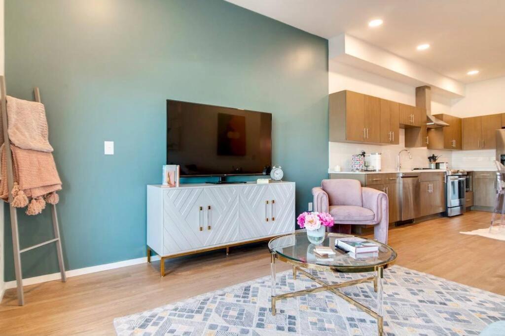 נאשוויל Stylish Downtown Condo W/ Pool & Parking מראה חיצוני תמונה