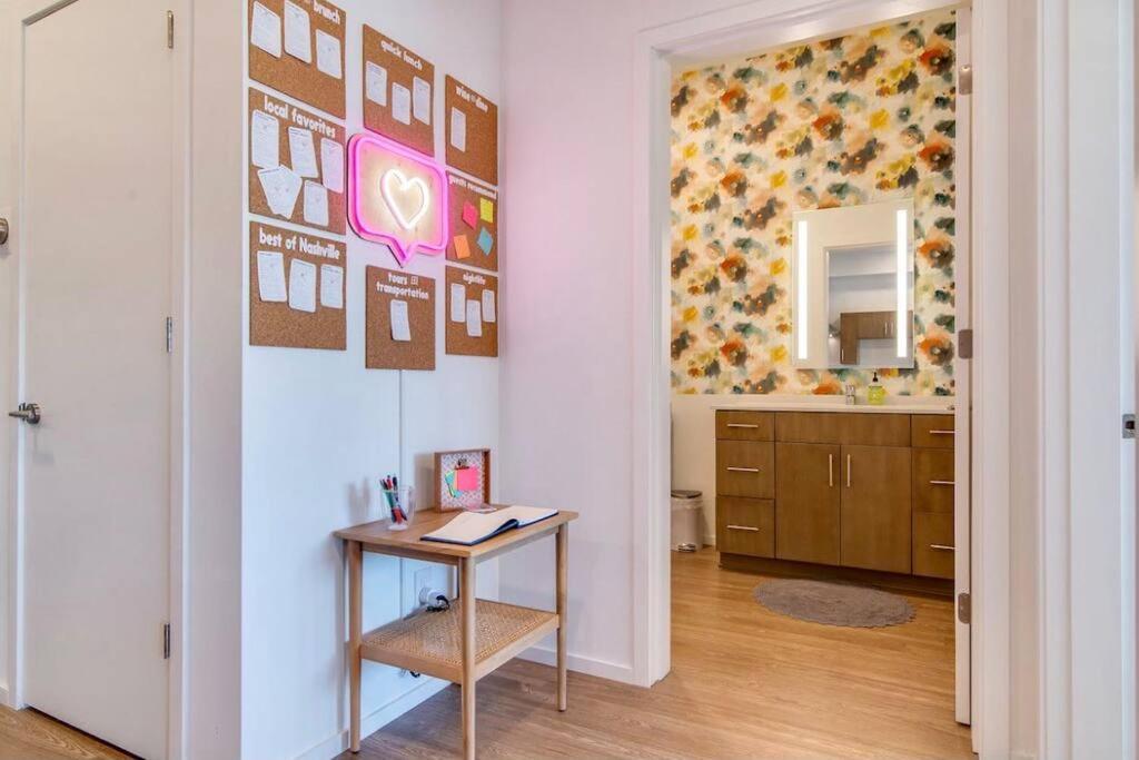 נאשוויל Stylish Downtown Condo W/ Pool & Parking מראה חיצוני תמונה